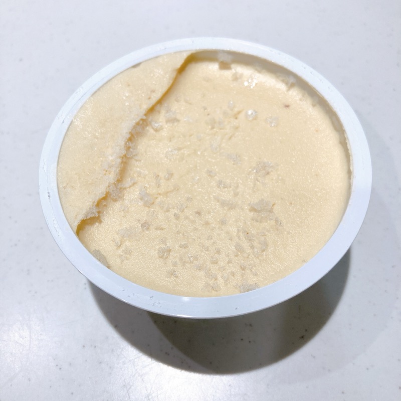 発酵バター香るラムレーズンアイス